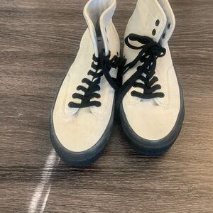 Van Hightops boots